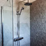 Apartament Ifigenia *