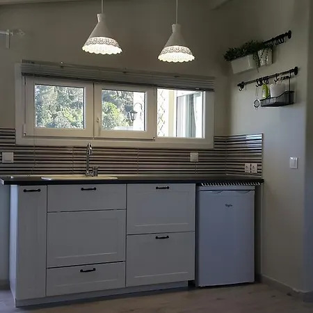 Ifigenia Apartment *