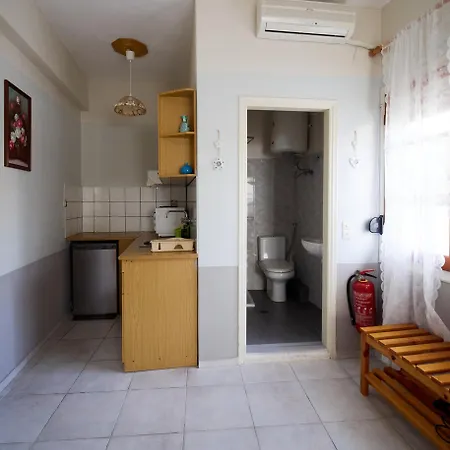 Ifigenia Apartment *