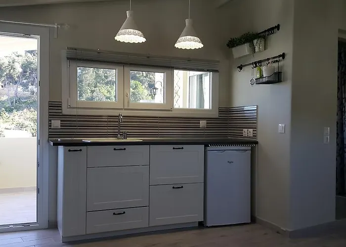 Ifigenia Apartment *