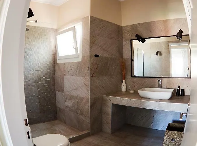 Ifigenia Apartment *